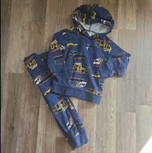 Bk Hoodie and Pants Set